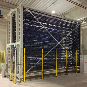 TwinTower at Invest-Rem - storage with panel